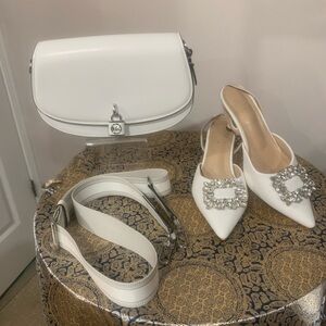 Micheal Kors leather NWOT MILA messenger bag